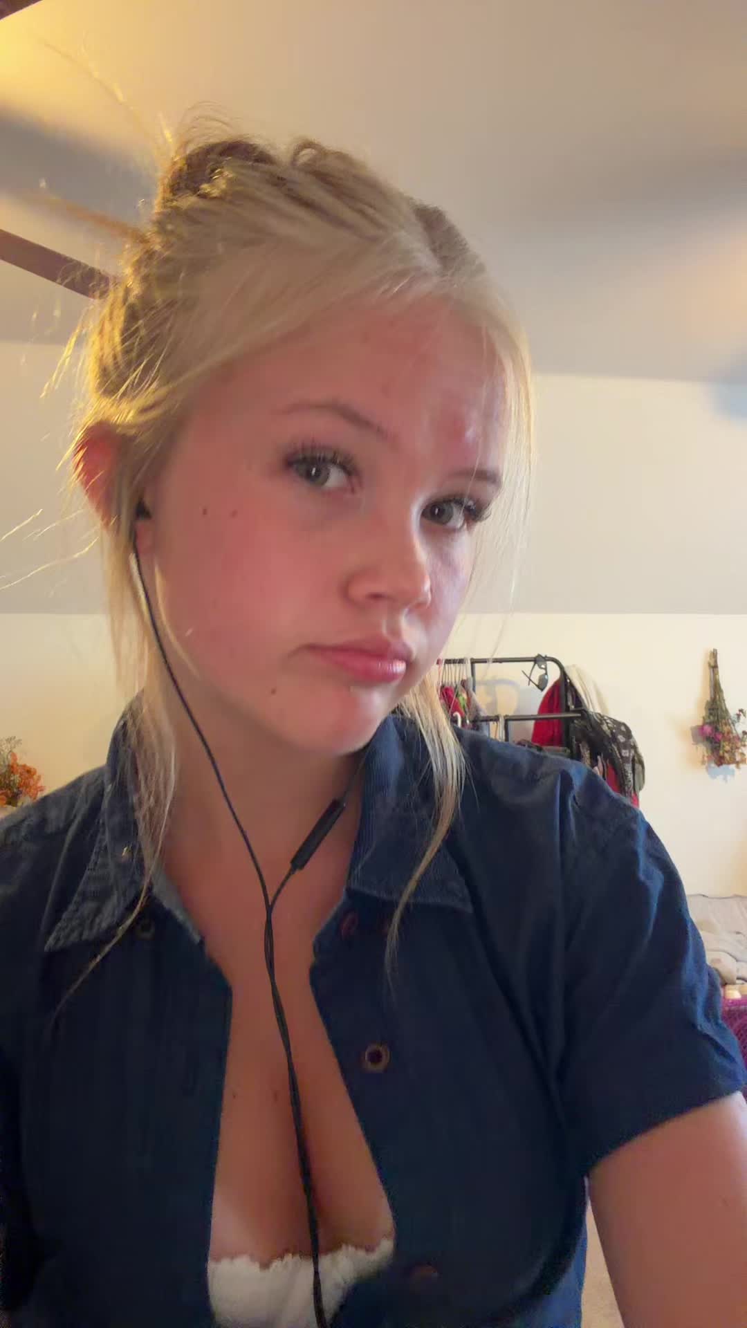 @ellie