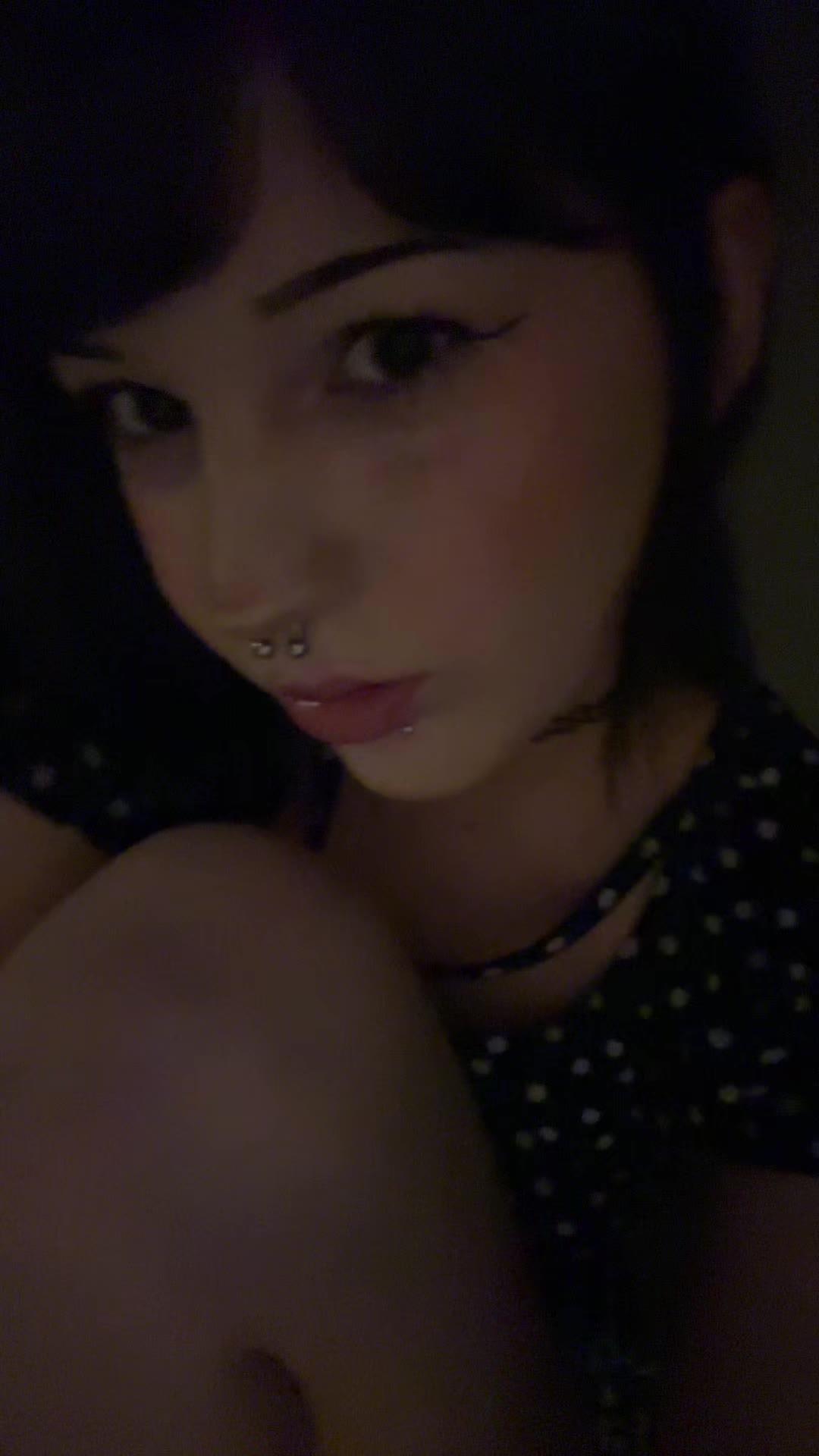 @(˵◝ ⩊ ◜˵マ