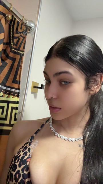 @AshlyyDoll
