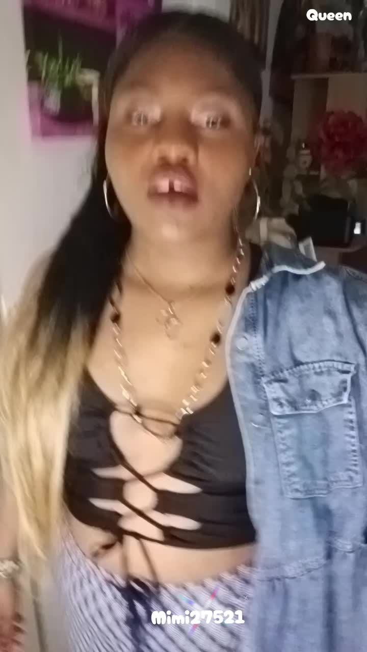 @Queen