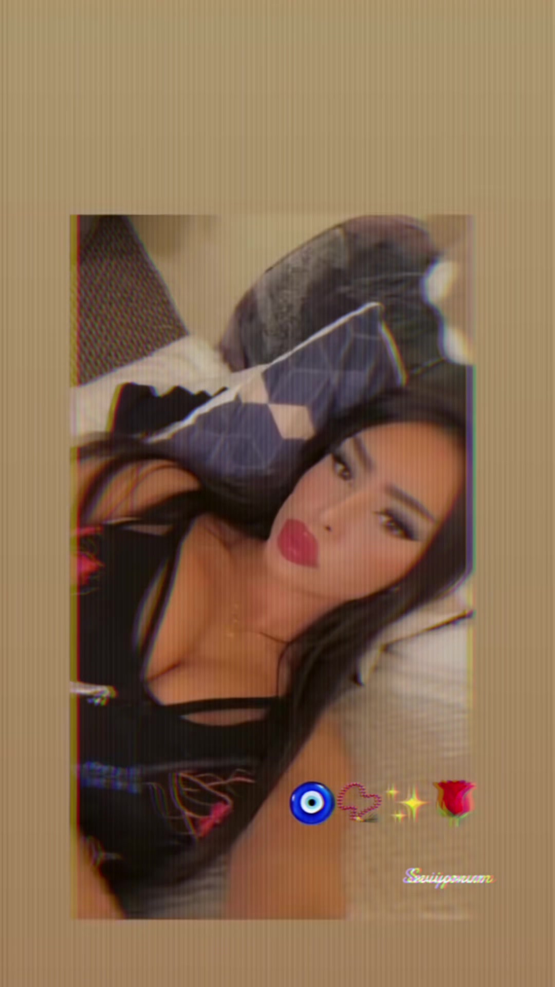 @Elizabeth Rozsavölgyi 25🌹