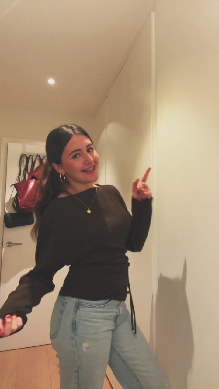 @lolaaa