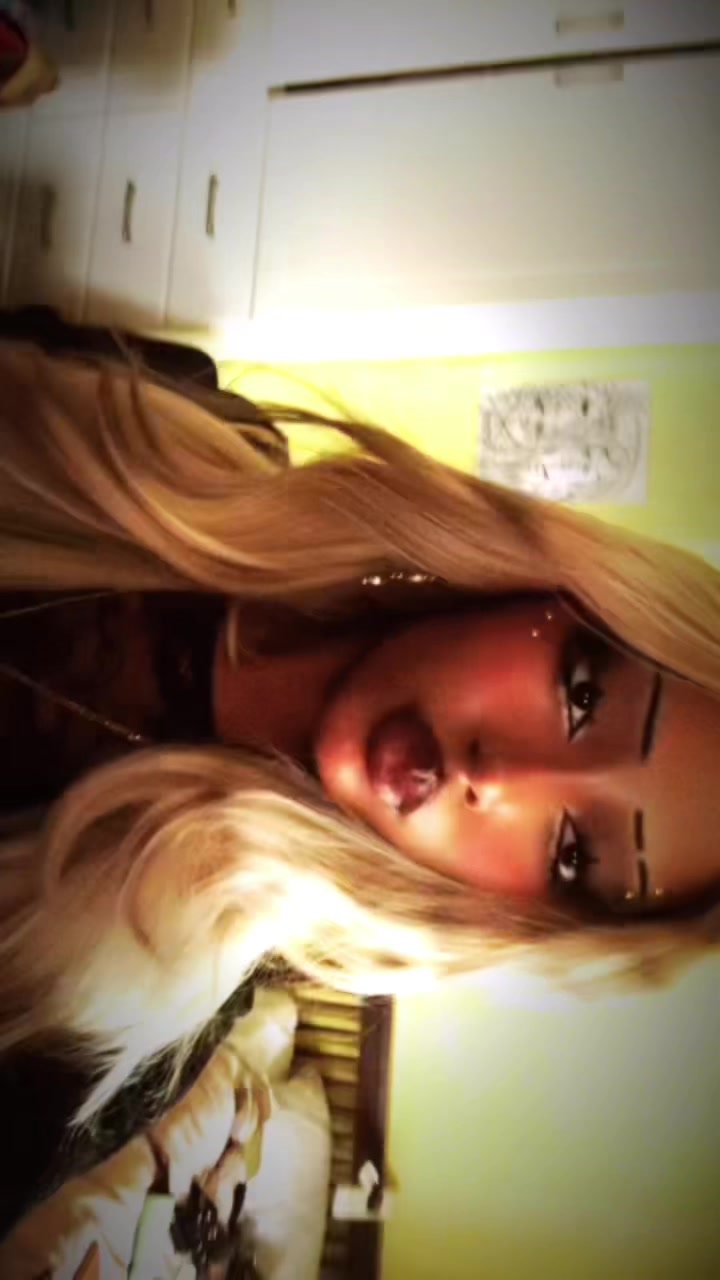 @𝐧𝐚𝐧𝐚