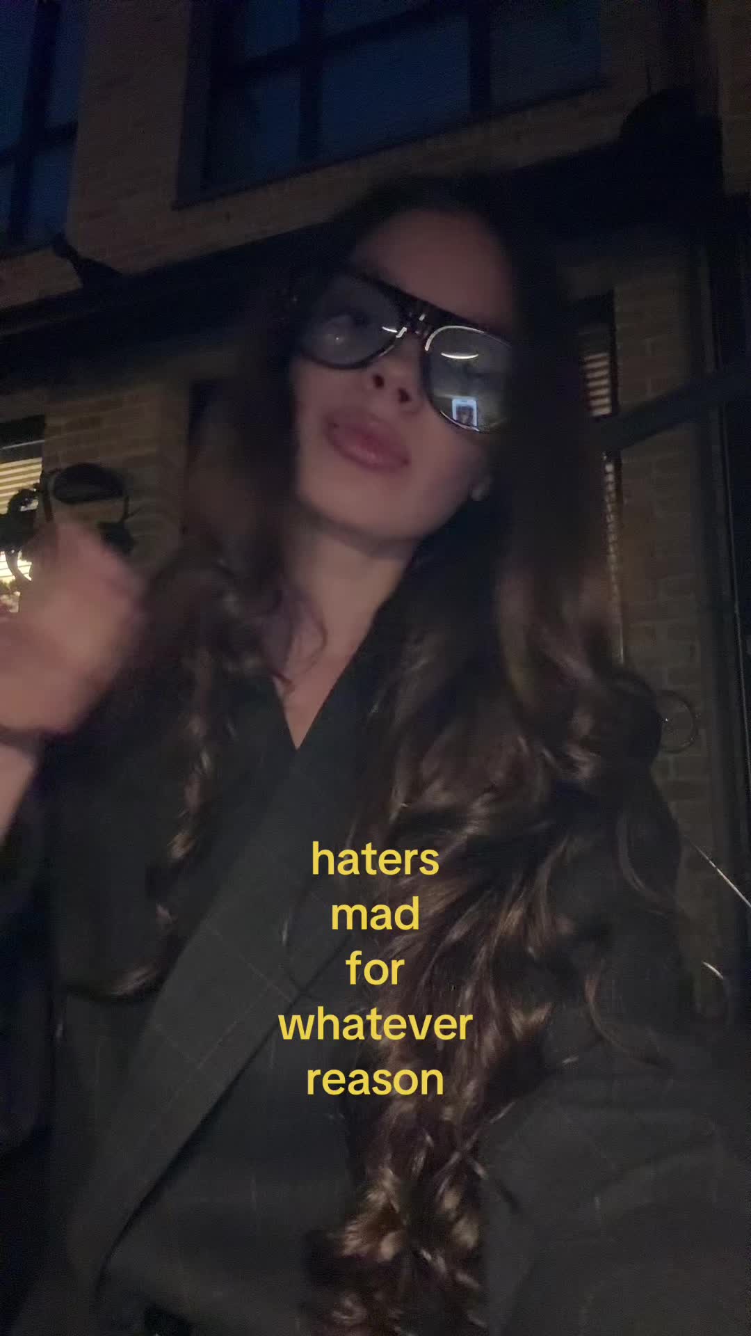 @emozx