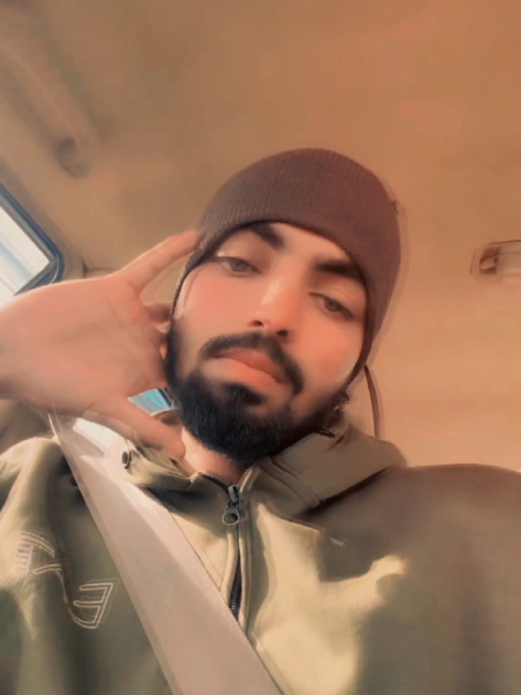 @Mughal๐๐ฎ๐ฟ๐น๐ฎ๐ ๐ฉ