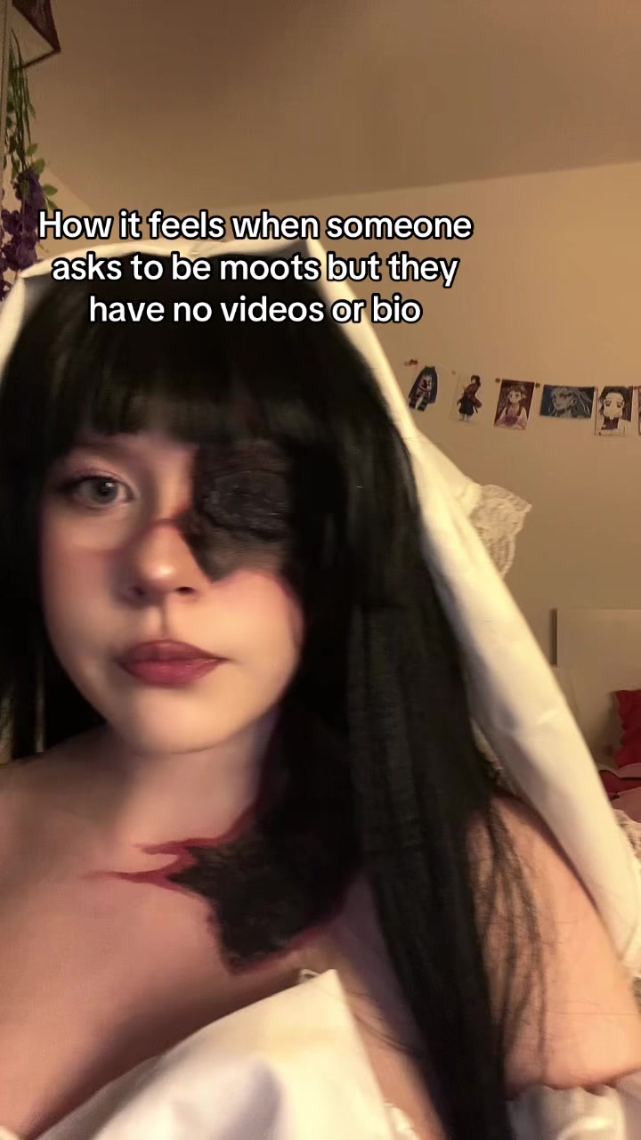 @𝘝𝘢𝘯𝘪𝘴𝘸𝘳𝘭