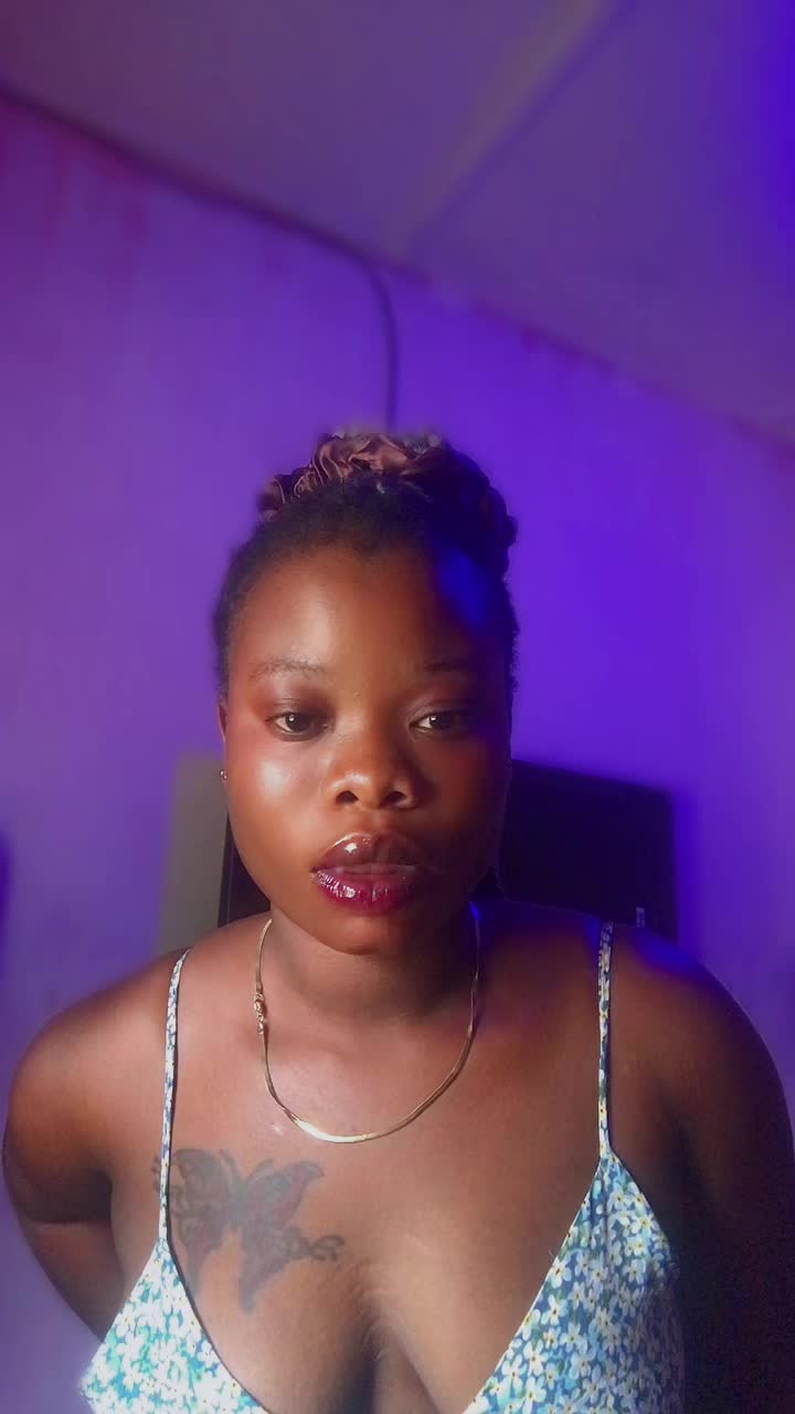 @Chelsea mensah 18