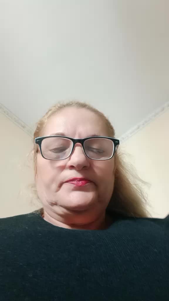 @Nina niculina