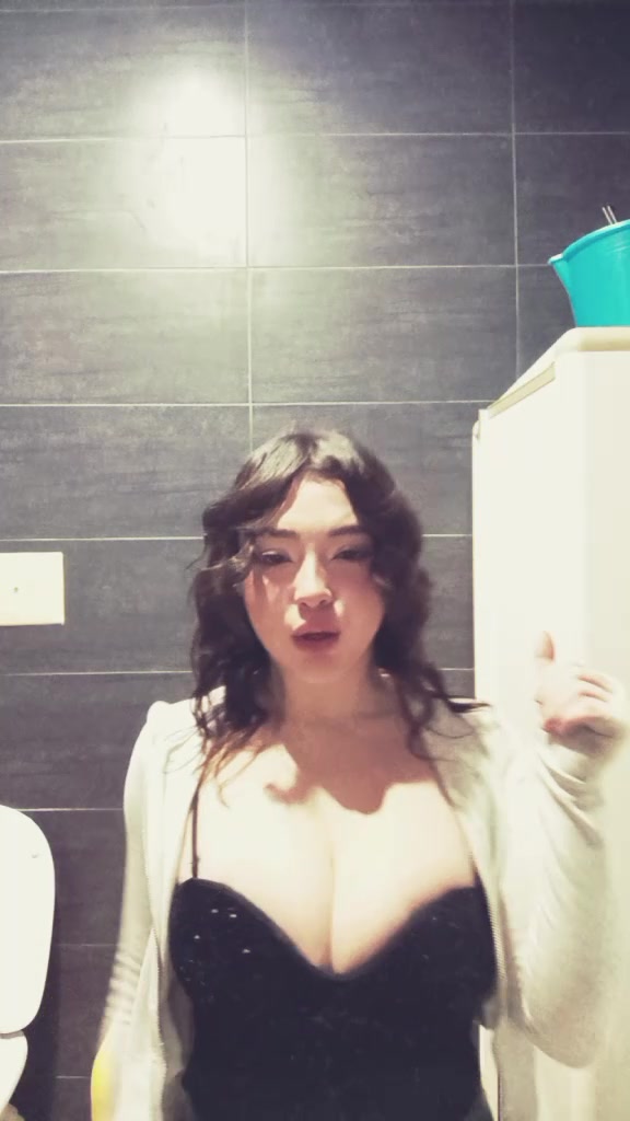 @Aurytaiz