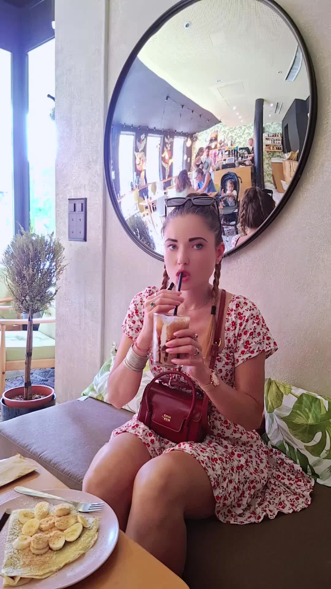 @Lesia Pozharun