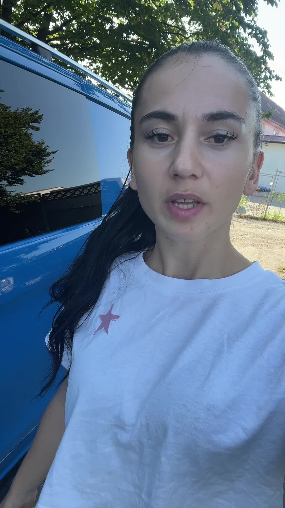 @Iulia👑