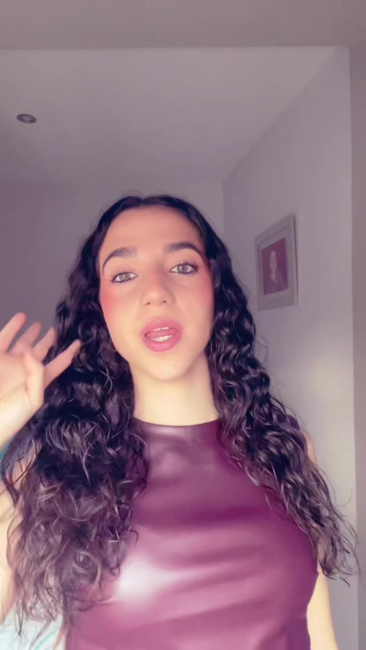 @carlaarodriiguuez_