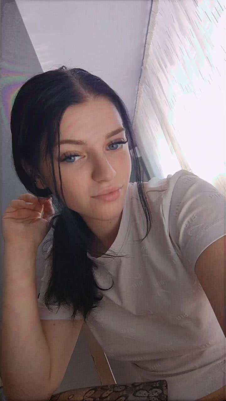 @elenaaaa🎀