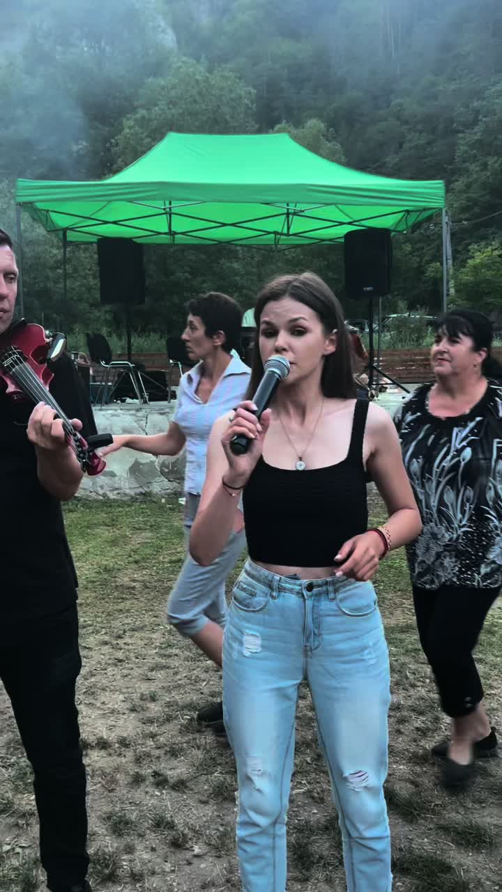 @Voichița Boboia 🍭