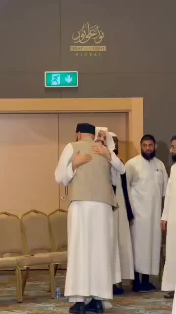 @Mufti Menk