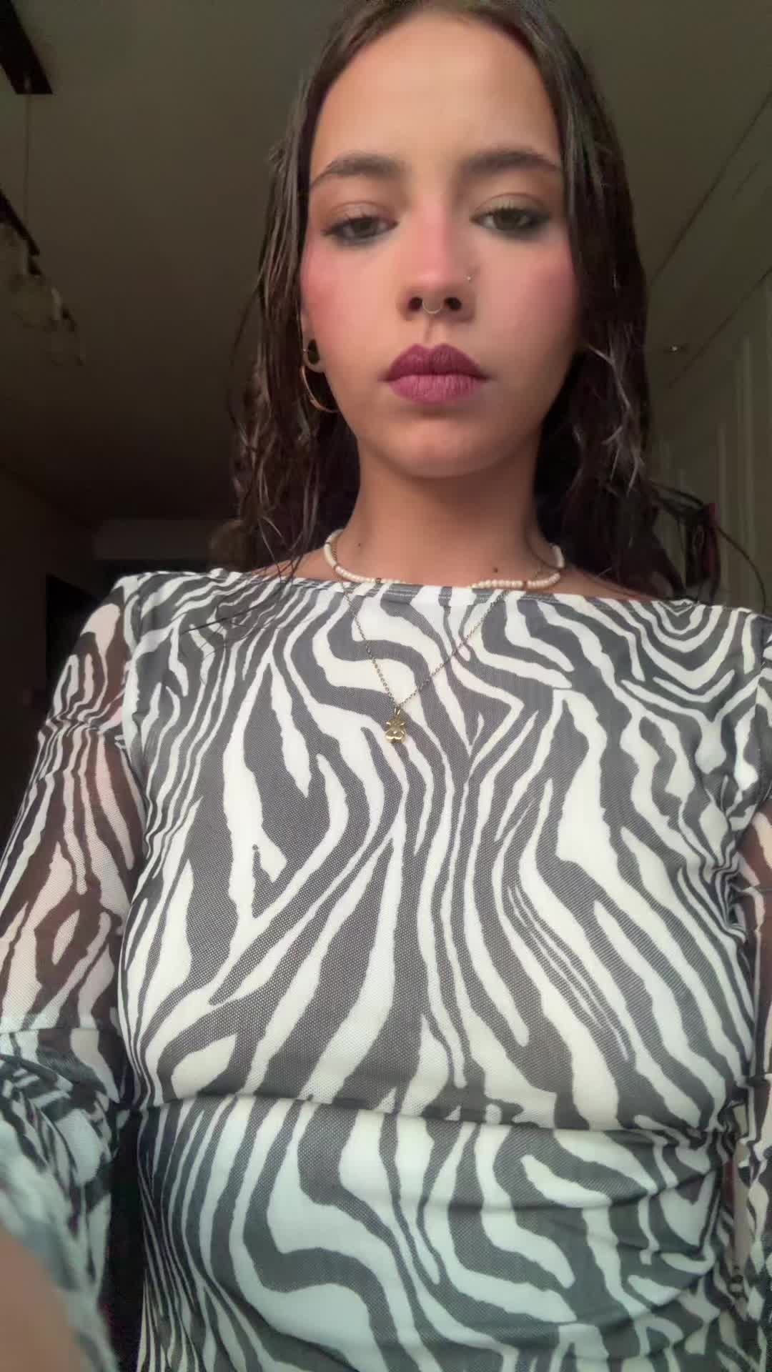 @Ayla miguela&ntilde;ez
