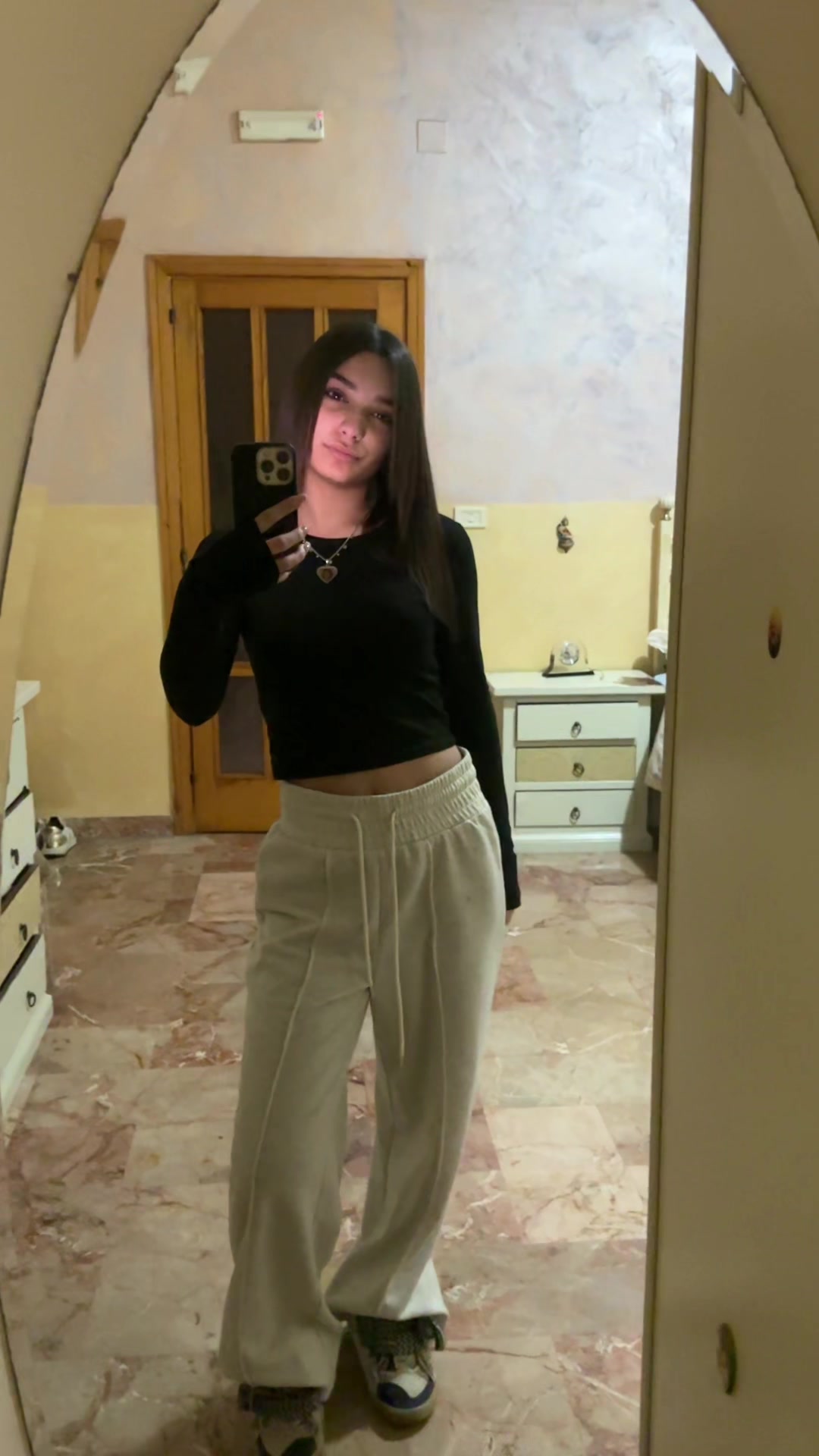 @𝐋🌙