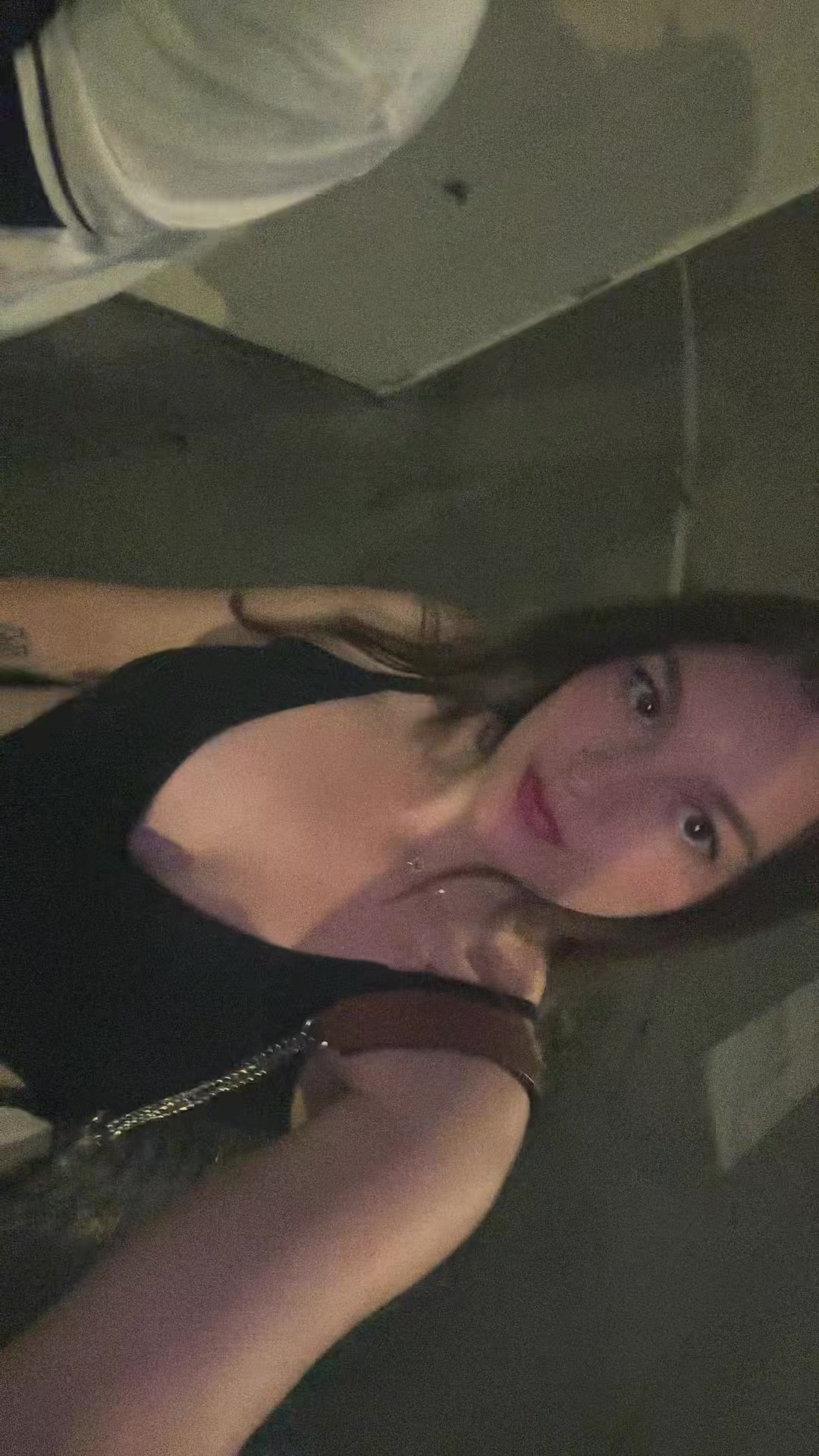 @L🫶🏻