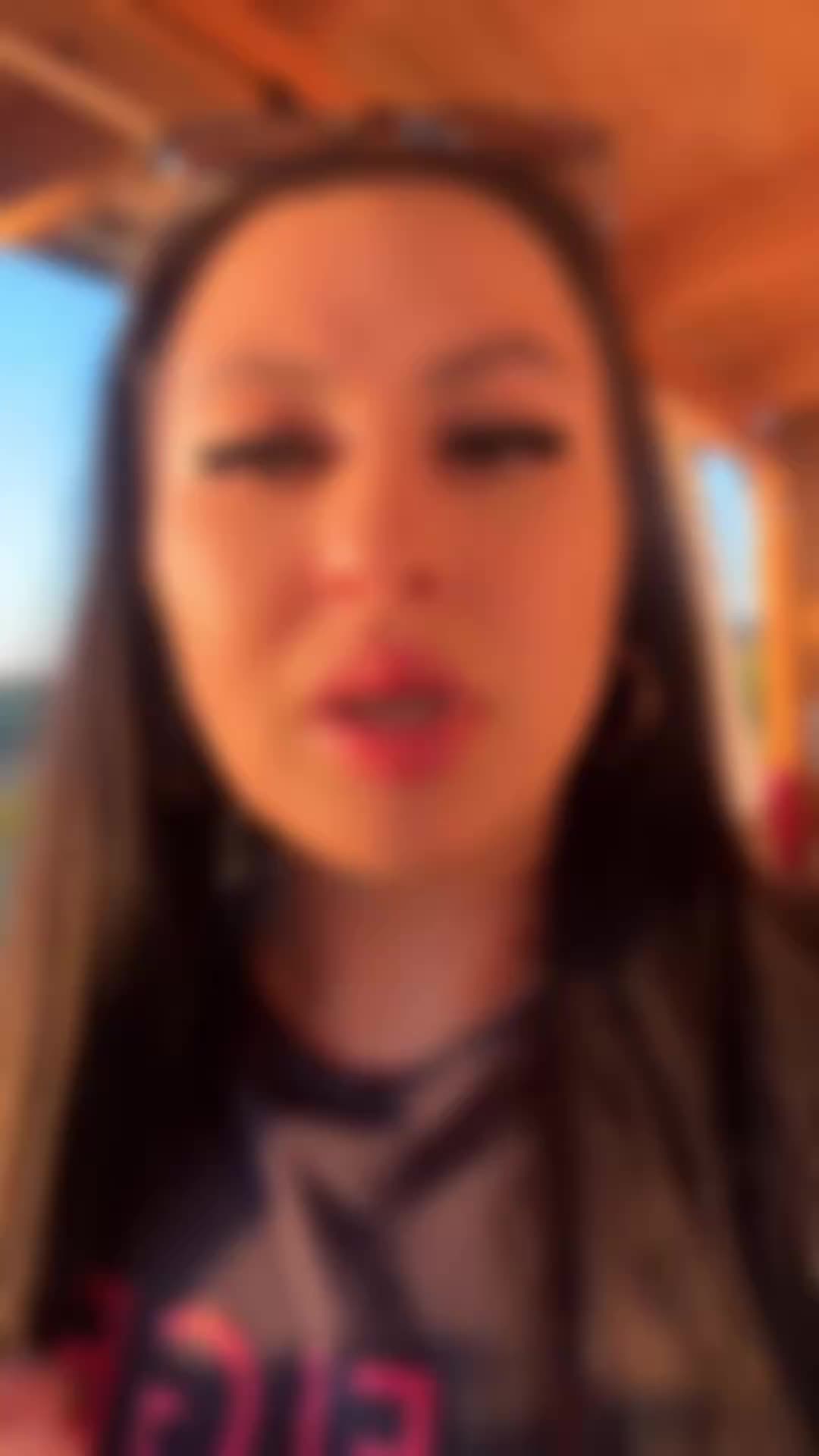 @Ale Alexandra