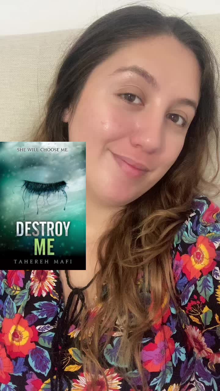 @iulia ioanna 📚🖋️