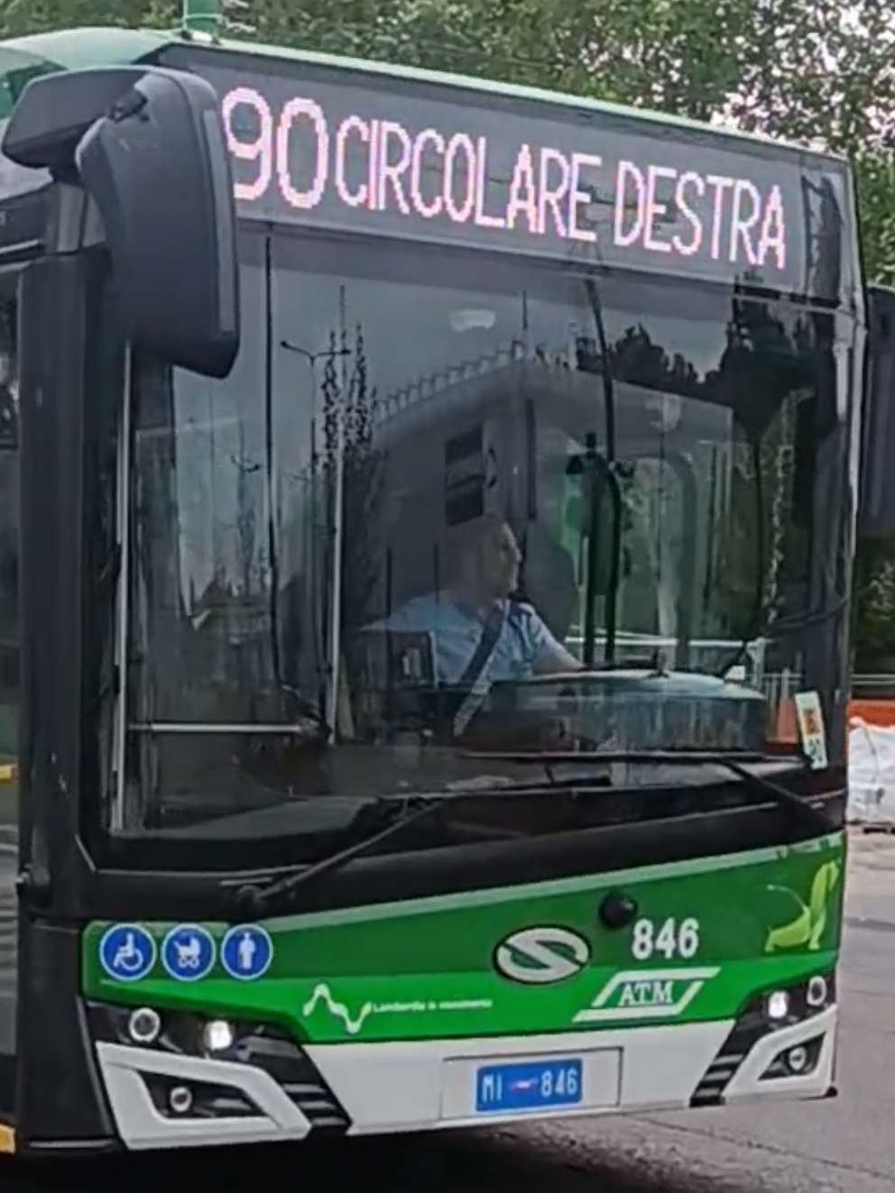 @Linee e Trasporti Milanesi