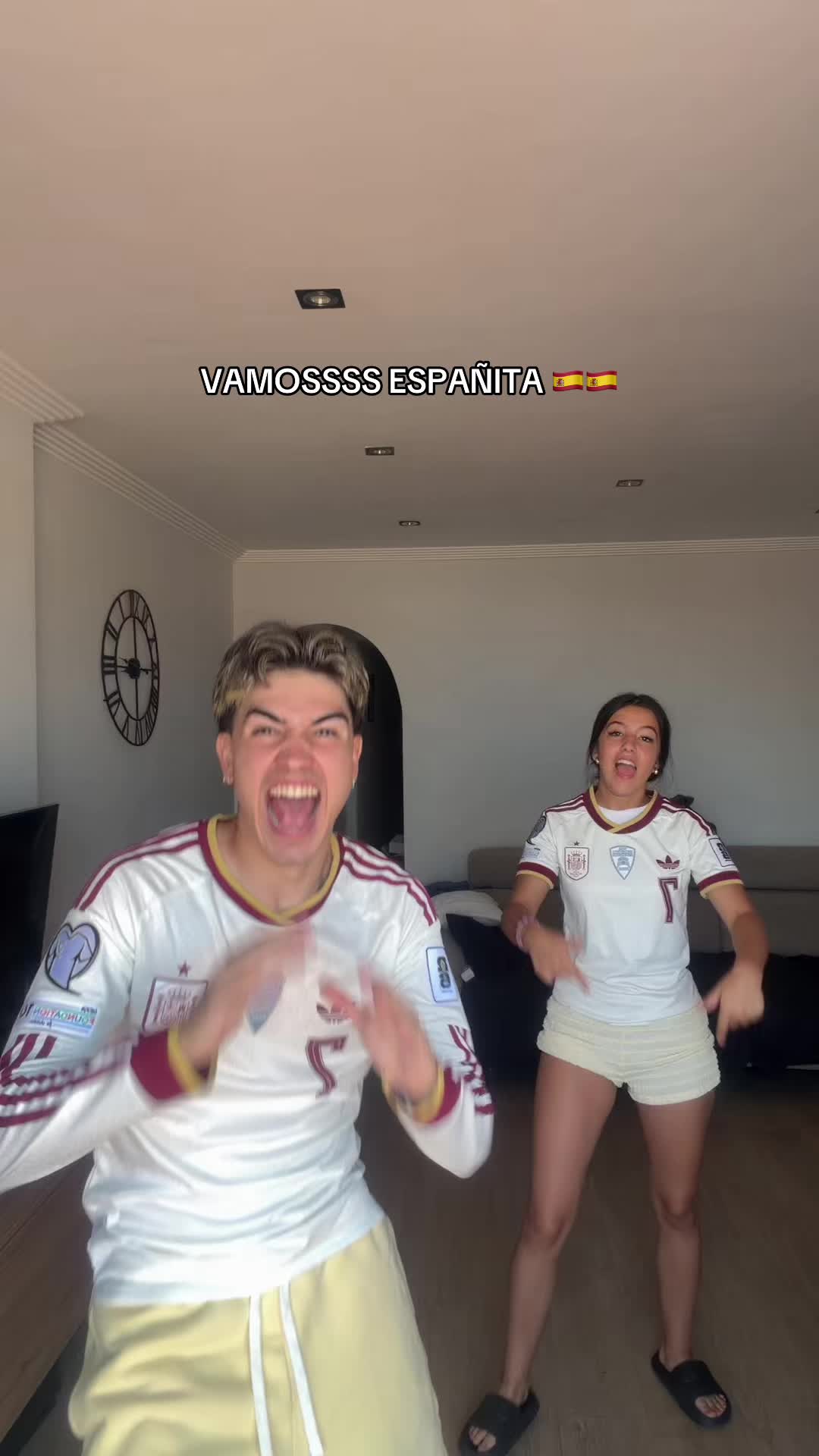 @Hugoo🤪🤯