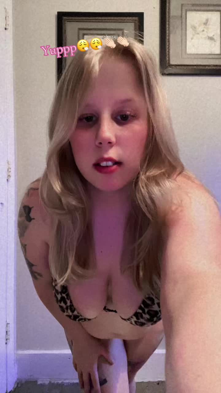 @BunnyyXoo🤍💋🐇