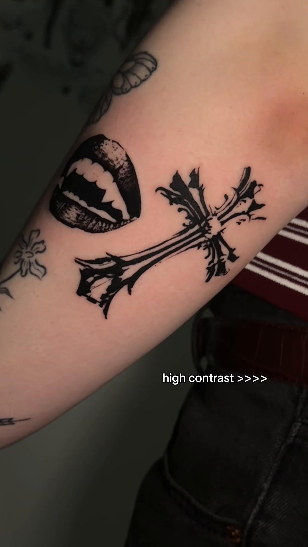 @bronwyn🕷tattoo artist