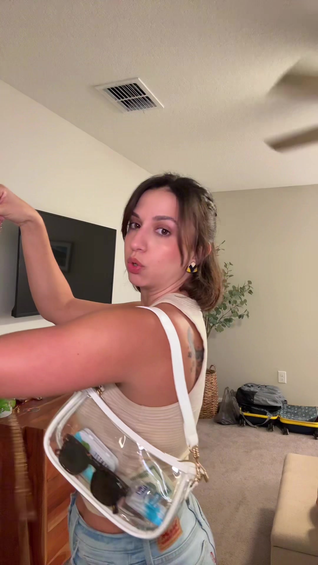 @taliaintampa