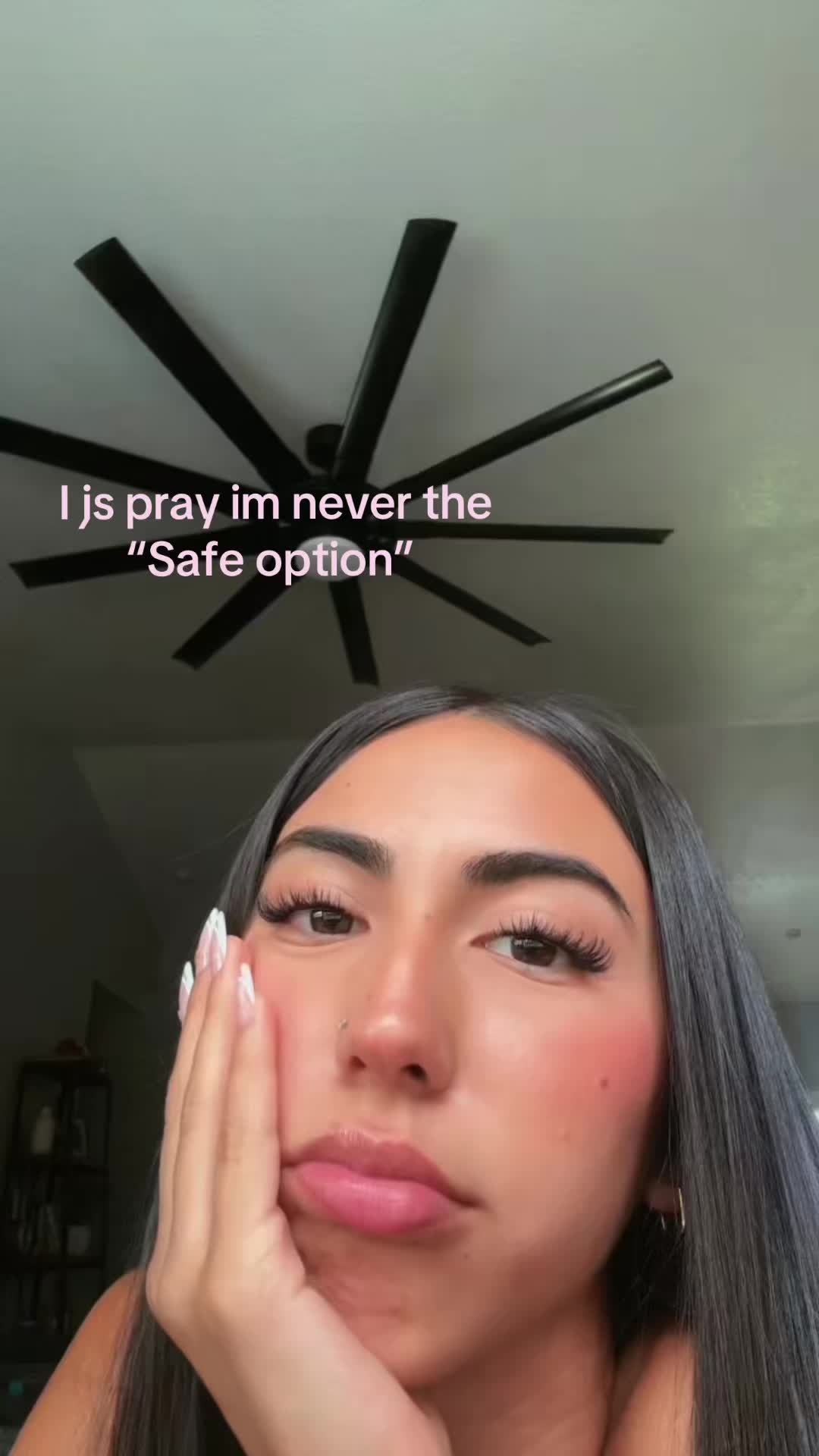 @mariella