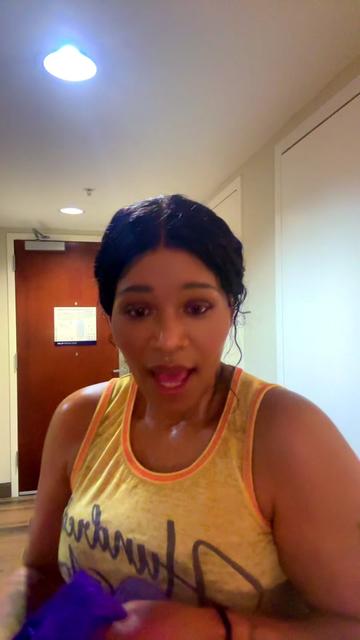 @Prettymomma6