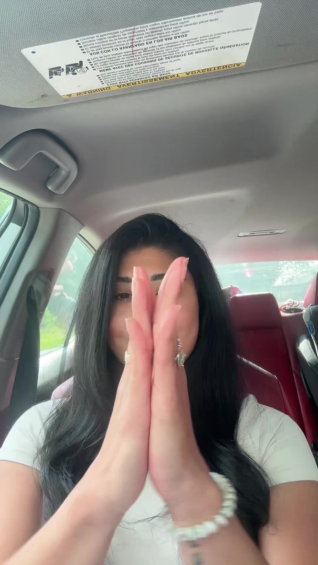 @Nayeli