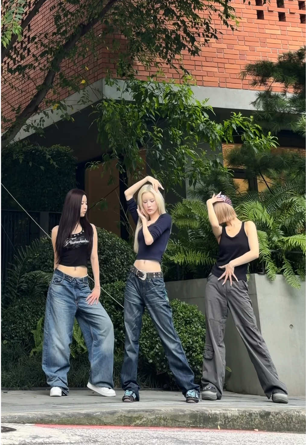 @GENBLUE_OFFICIAL