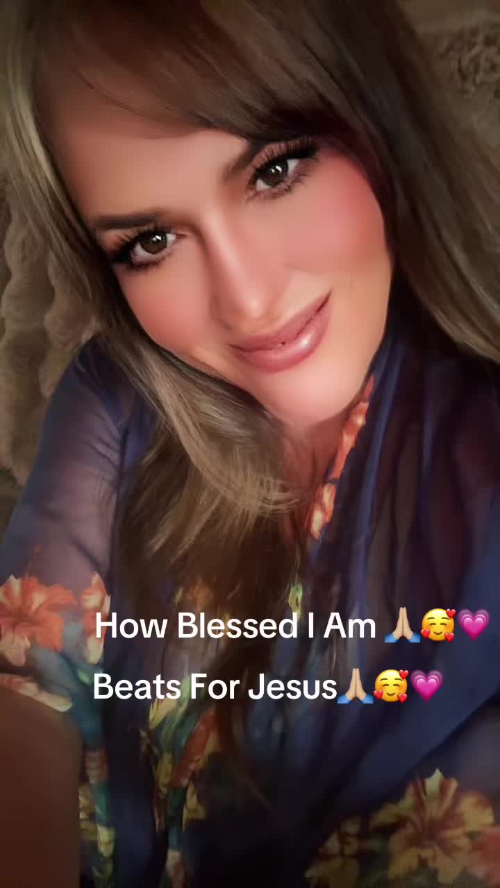 @uptunegirl_