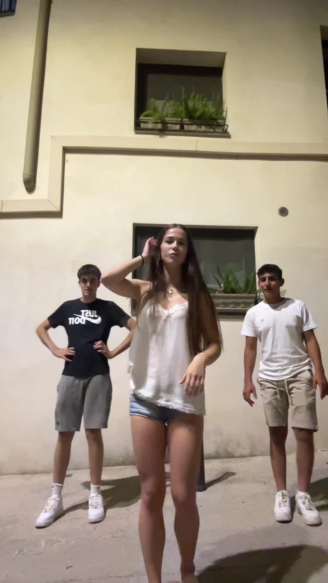 @🐶🐶🐶