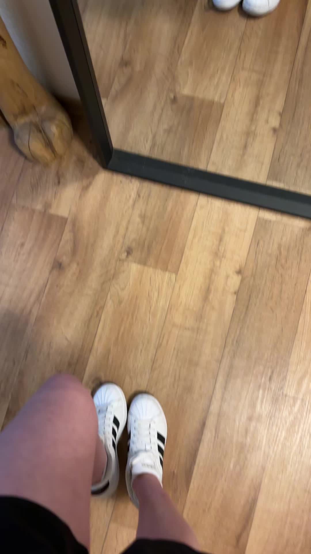 @emi