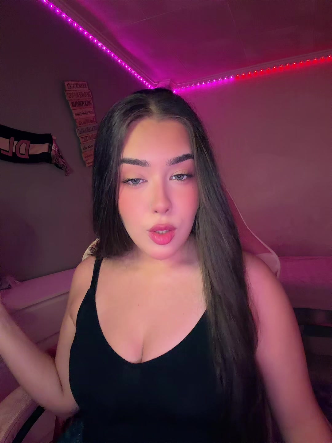 @𝒮𝐻𝐸𝐼𝐿𝒜🤍✨ᴵ⚡︎