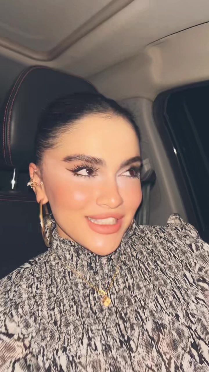 @smakamrn