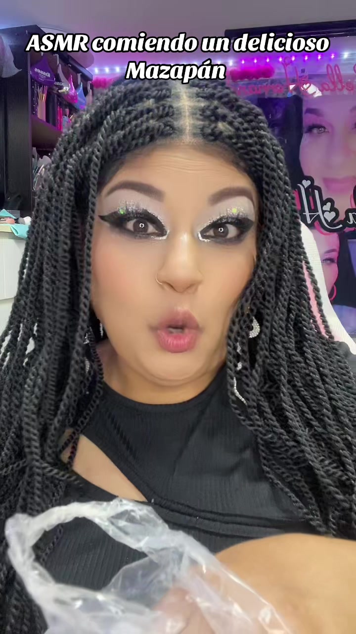 @BELLA HERNANDEZ