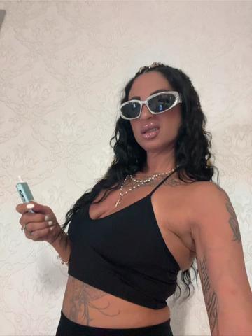 @👑