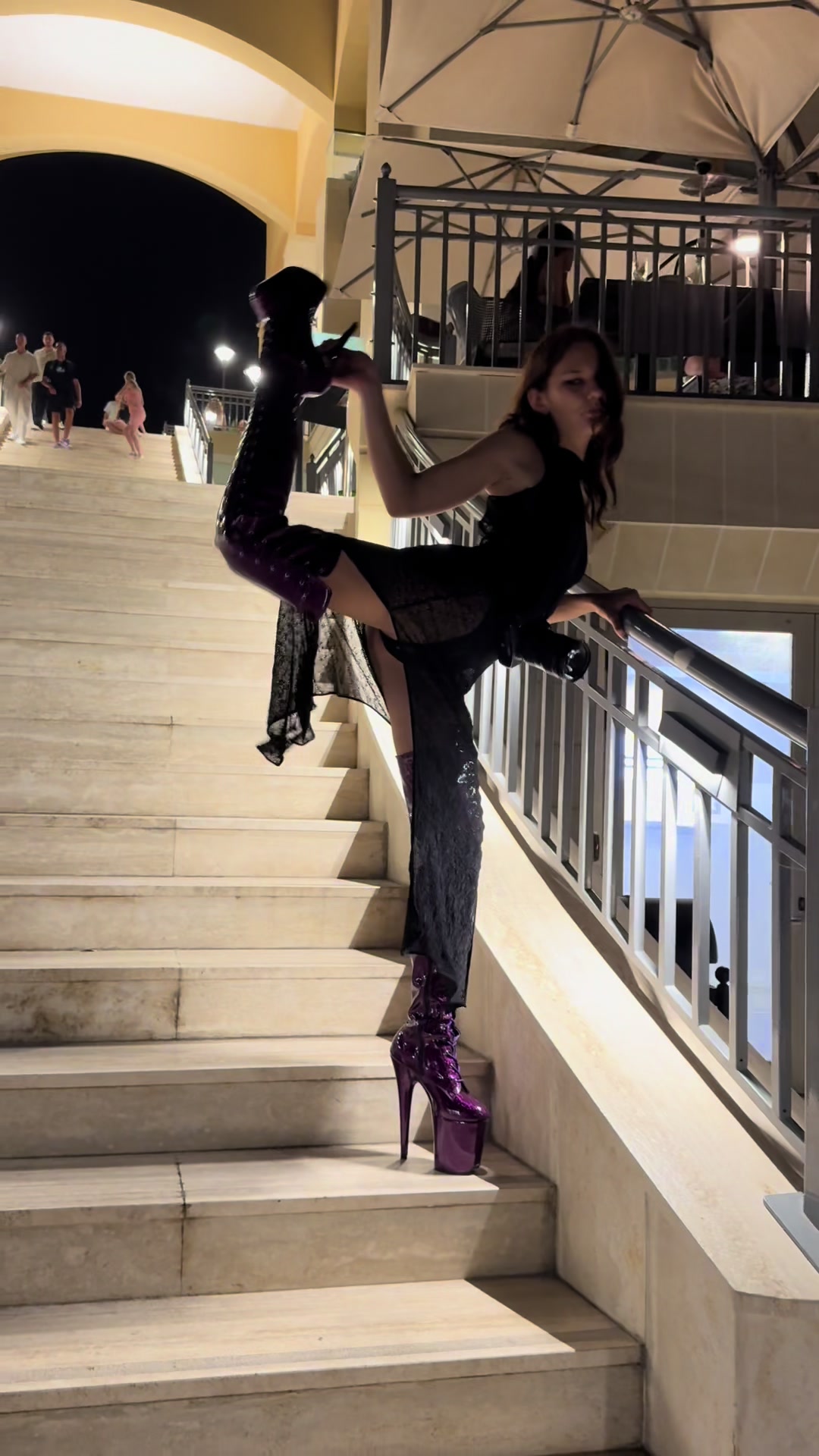 @elissstar