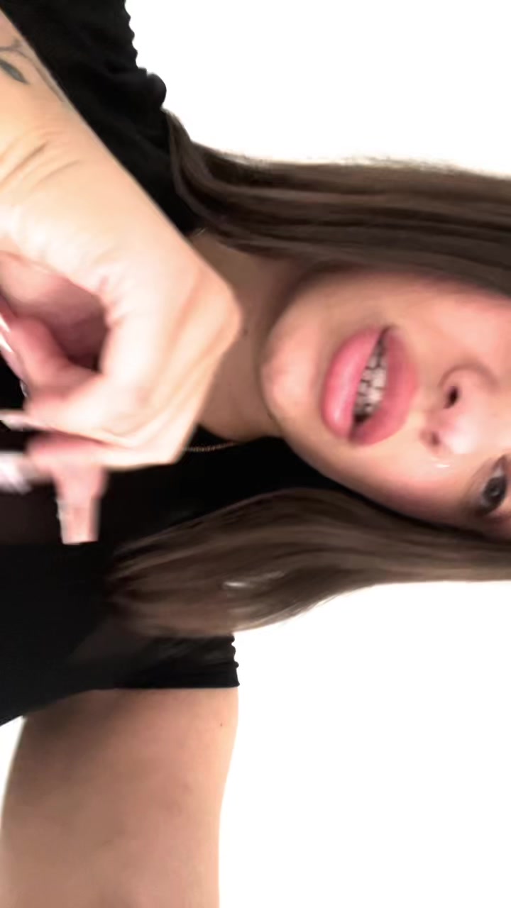@Donika Purrini