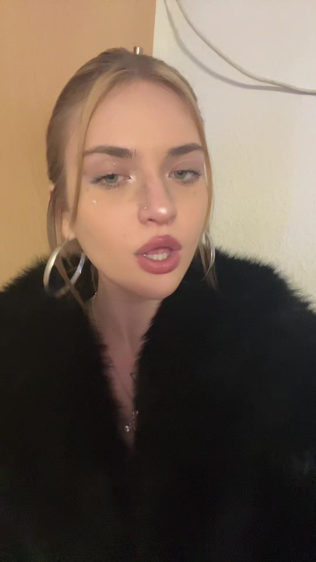 @🇷🇺