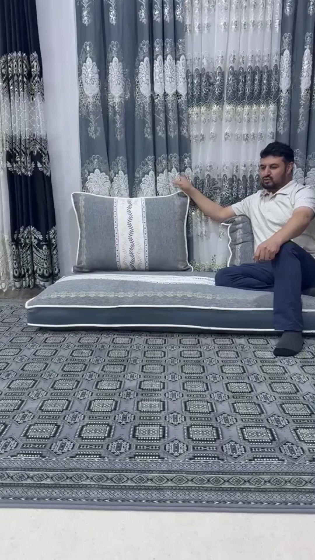 @Atal Rugs
