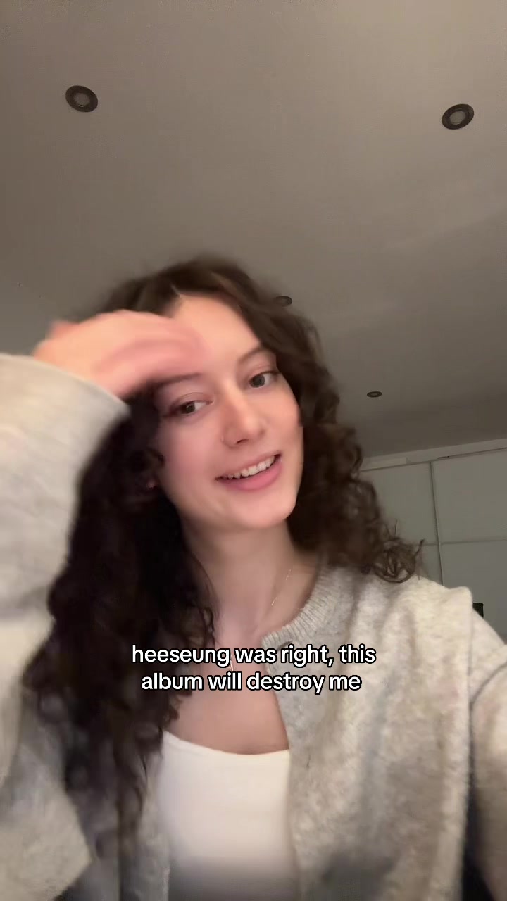 @nicole