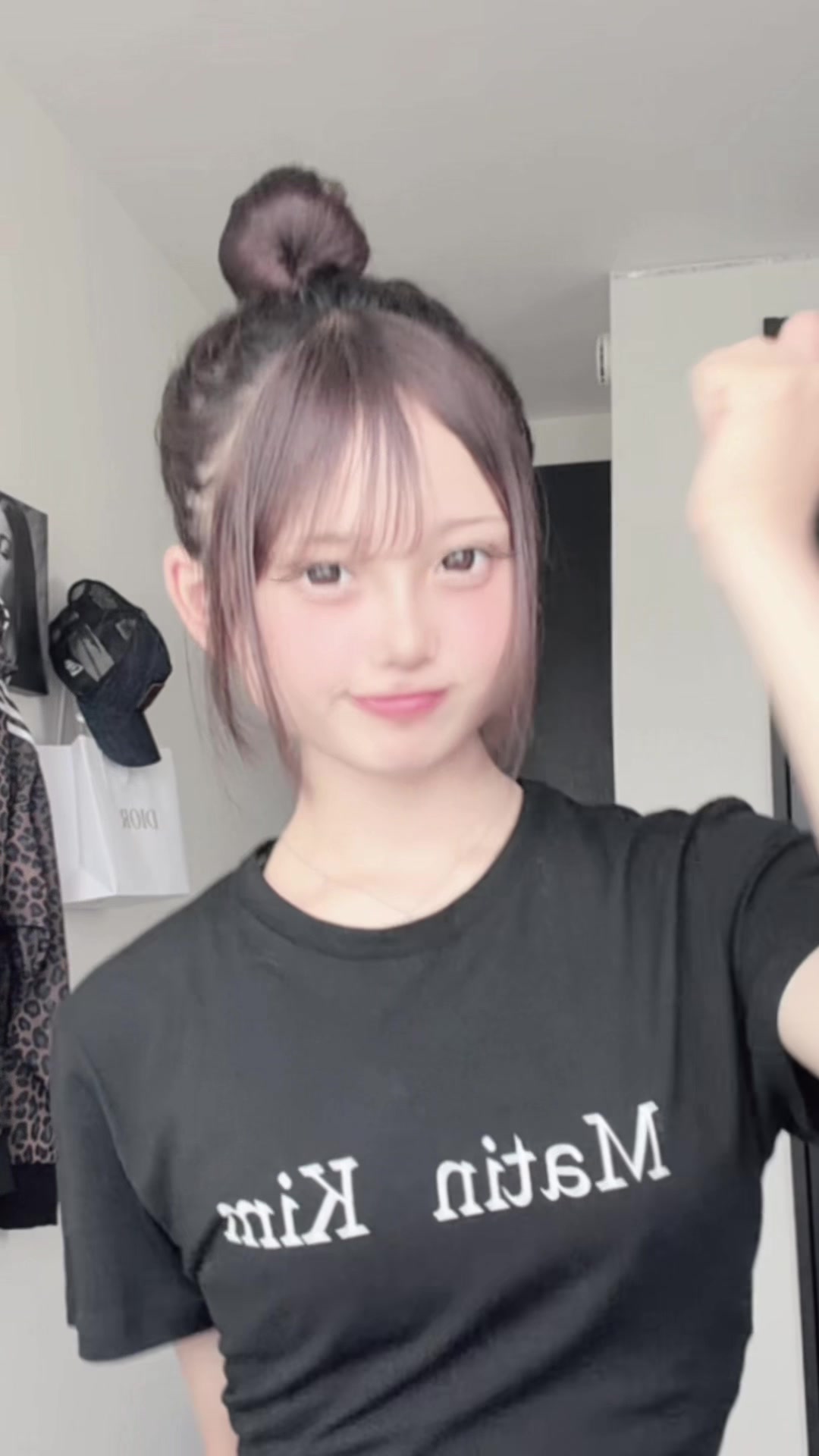 @りの