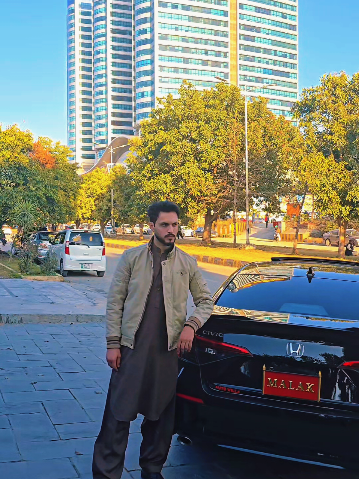 @A̶l̶a̶m̶z̶e̶b̶ ̶afridi🇮🇹