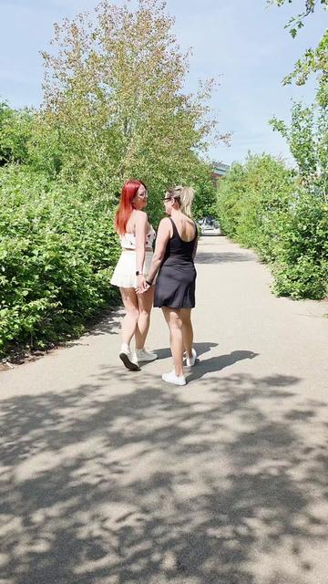 @innocenthotwifexxx