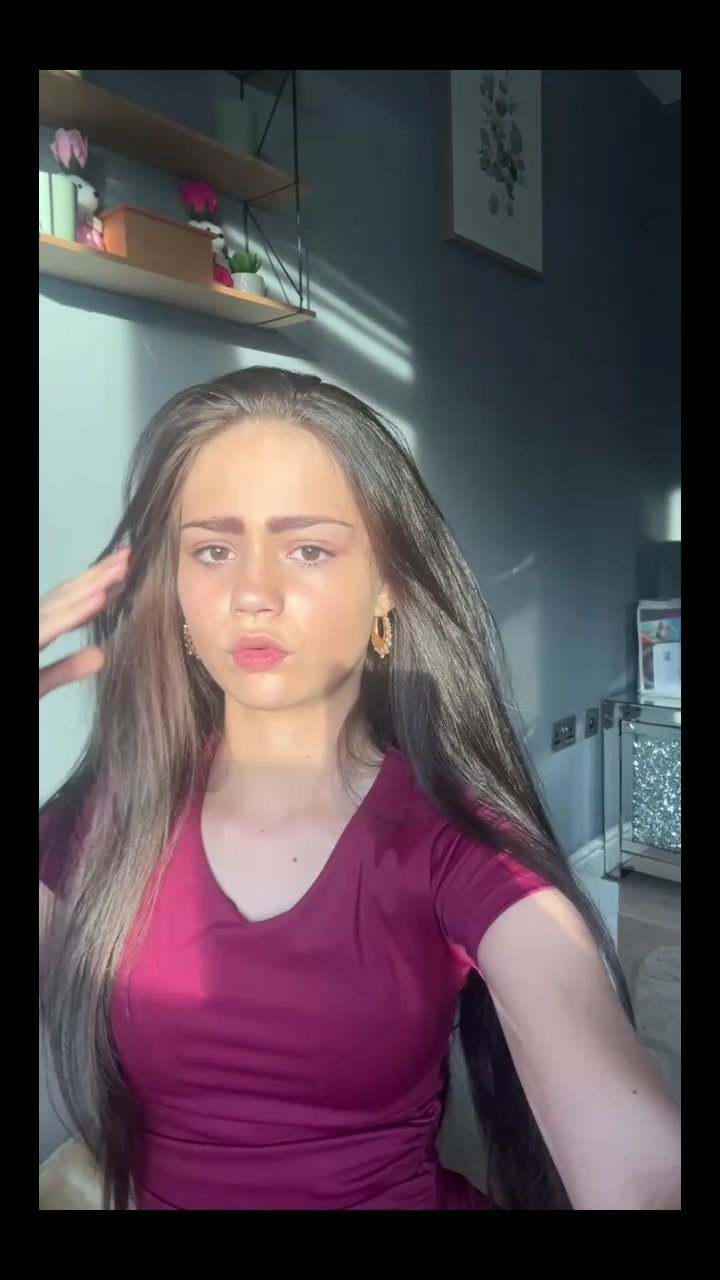 @𝐁𝐄𝐋𝐋𝐀-𝐋𝐄𝐄👸🏽🪭⚜️