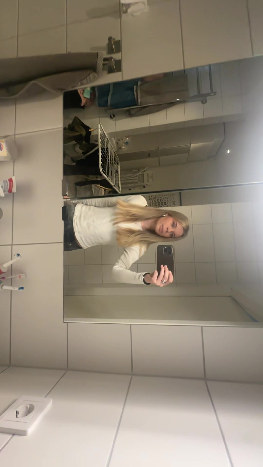 @elliesspamm